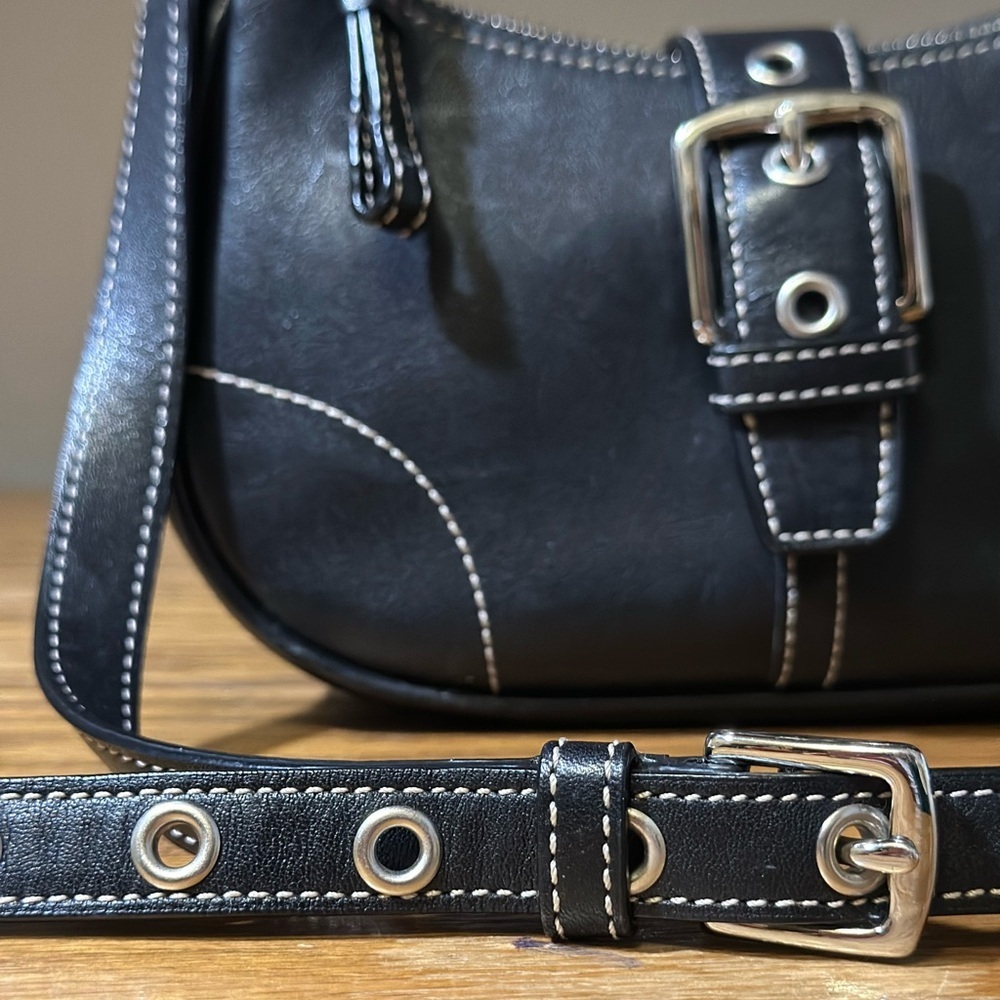 Coach SOHO Big Buckle Black Leather Crossbody Bag GVC N9G30 935